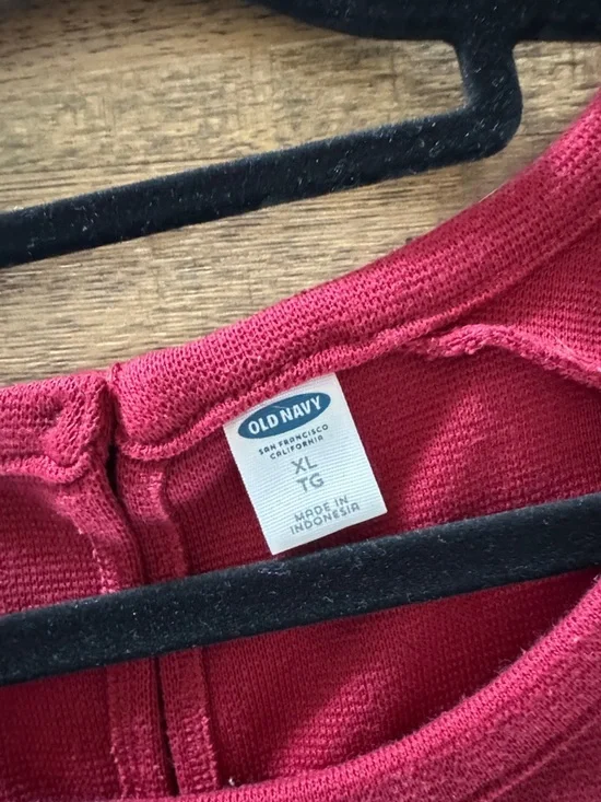 Old Navy Sleeveless Midi Dress in Berry Red - Picture 2 of 2